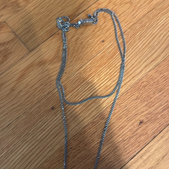 Givenchy Shark tooth necklace - Picture 5 of 7